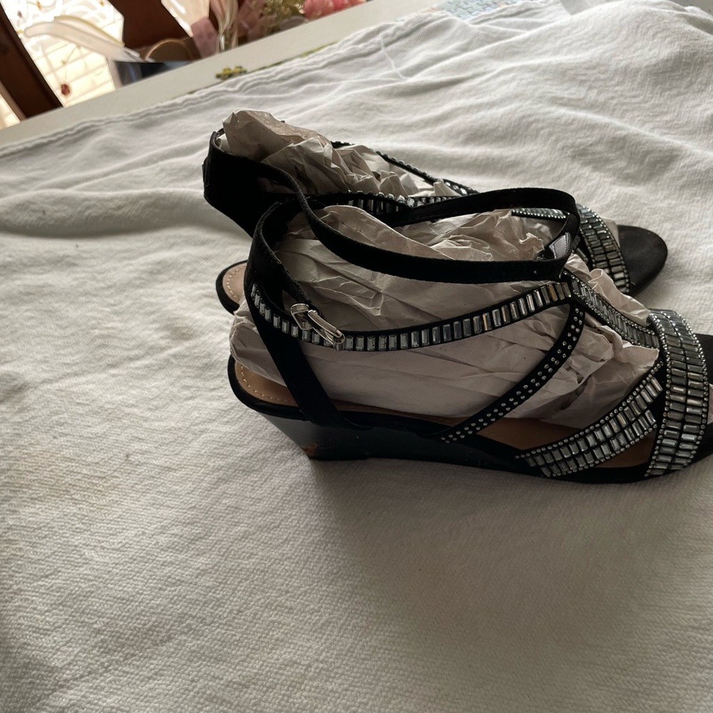 Wedges - Picture 2 of 4